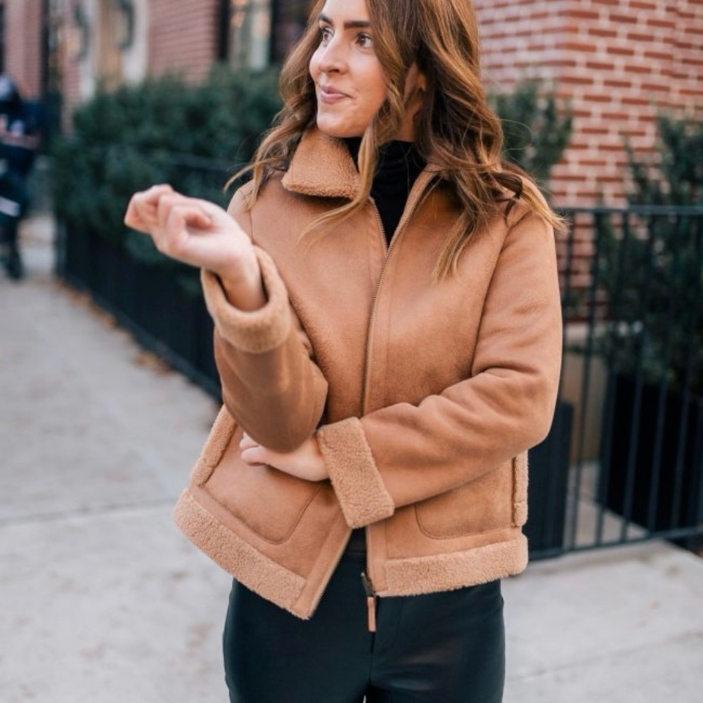 J. McLAUGHLIN Johnson Faux Suede Reversible
Jacket, Camel Coat